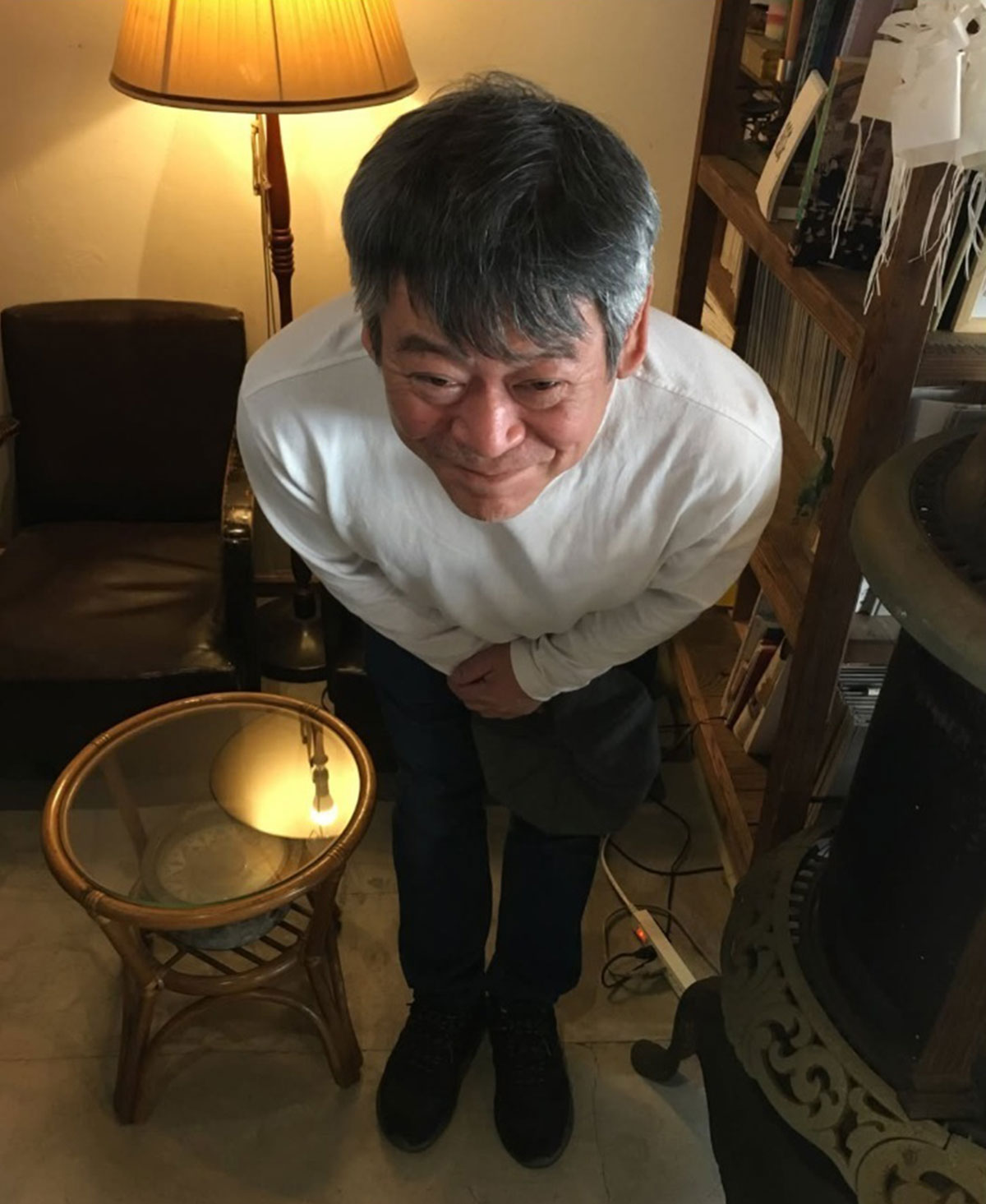33歳年下の杜菜摘と結婚したおかやまはじめ。年の差や、まだ未婚だったことに驚きの声が広がっている（画像・おかやまはじめのInstagram「@hazimeokayama」より）
