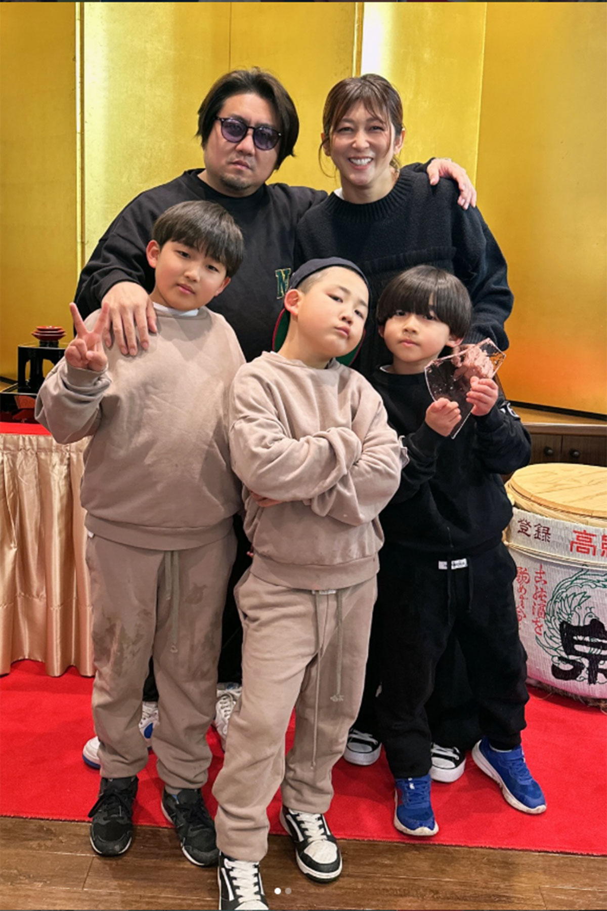 「子供の金でうなぎ食べてきた」収益停止中の家族系YouTuber、父親の “強気声明” が物議…過去の “怒鳴りつけ” 再燃で深まる不信